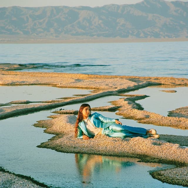 Front Row Seat to Earth - Weyes Blood